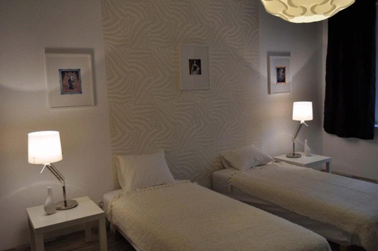 Artrooms พอซนาน ภายนอก รูปภาพ